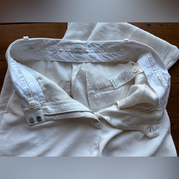 Aritzia "The Effortless Pant" - Picture 6 of 6